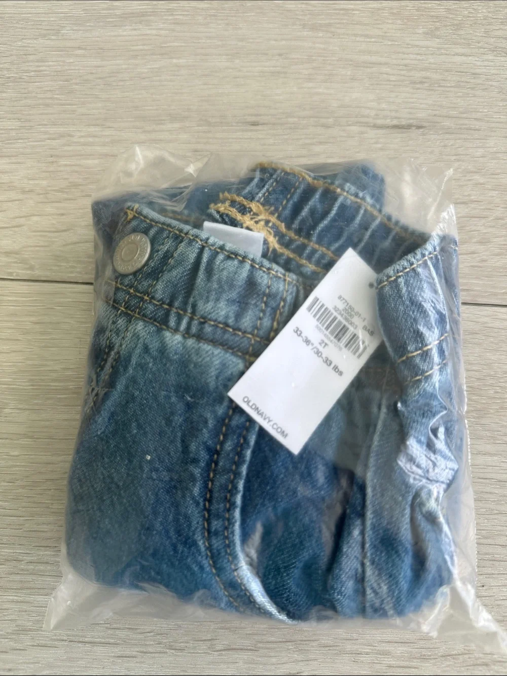 Old Navy Pull-On Barrel-Leg Jeans Medium Wash 2T NWT IN PACKAGE